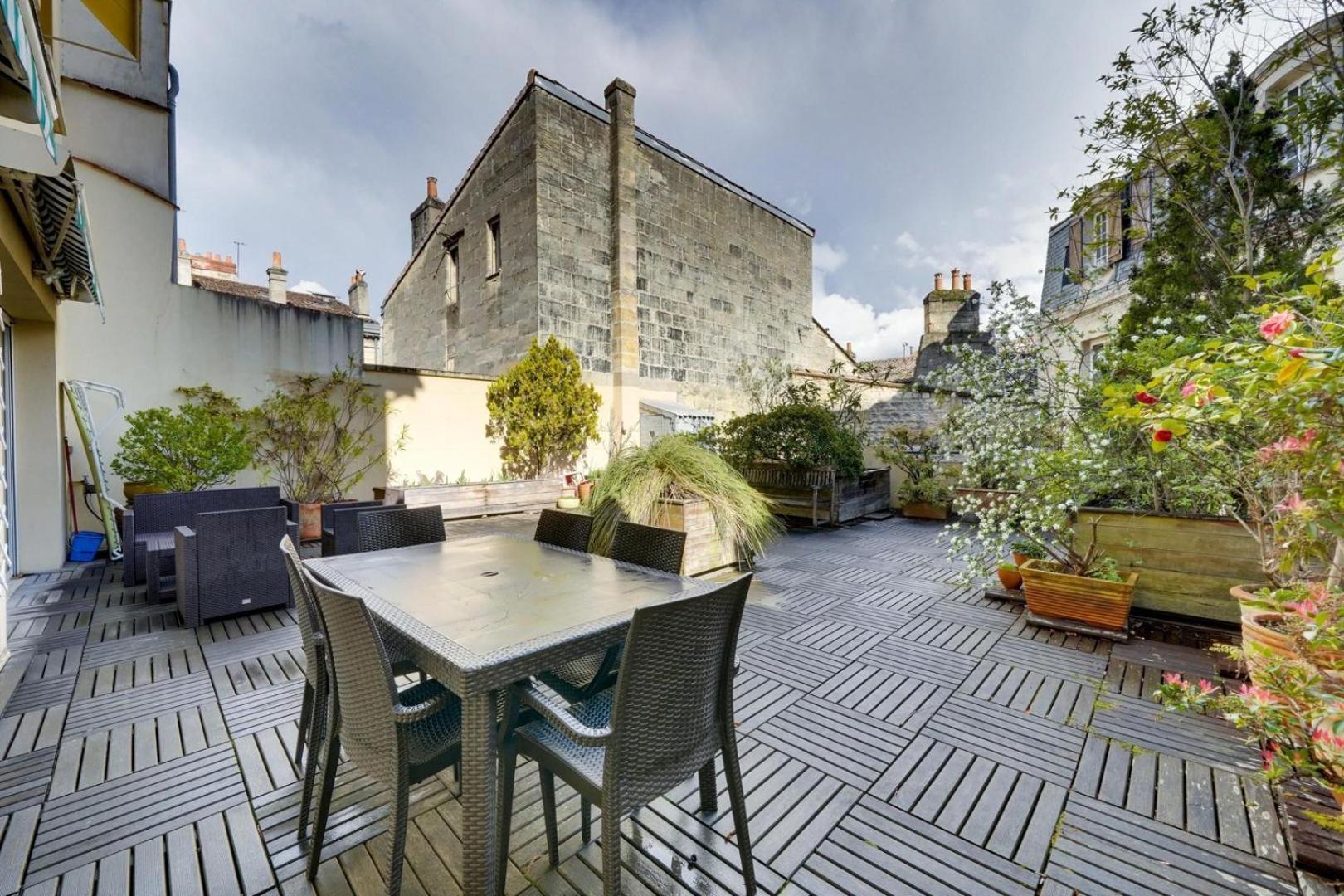 Lovely Apartment With Exceptional Terrace Bordeaux Eksteriør billede